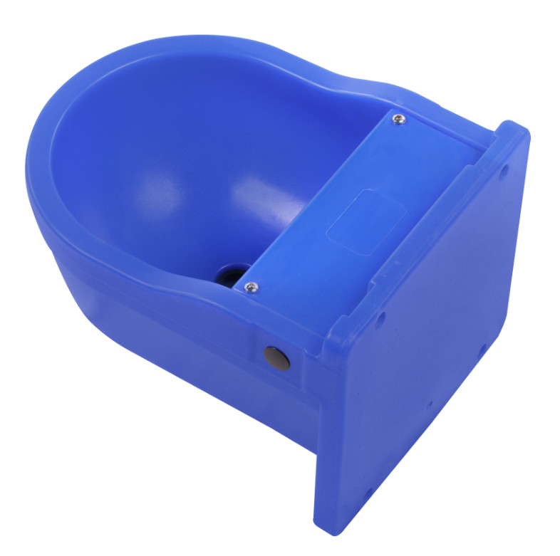 Automatischer Kuhwassertrank mit einer Kapazität von 100 L und einem Durchfluss von 20 L/min für eine effiziente Hydratation