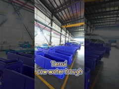 Bequem und leicht zu reinigen Kuhwasserbehälter mit 120l/31gal pro Minus Durchflussrate