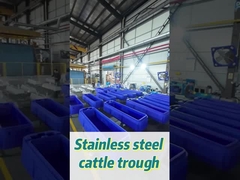 260L/68gal Kapazität Viehzucht-Auto-Gewässerer mit blauer Farbe und Durchfluss von 120L/min